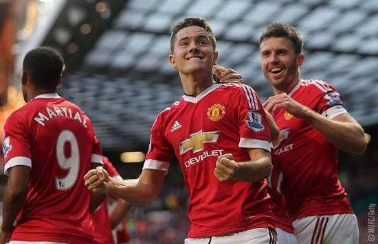 而当梅西以 而当梅西以